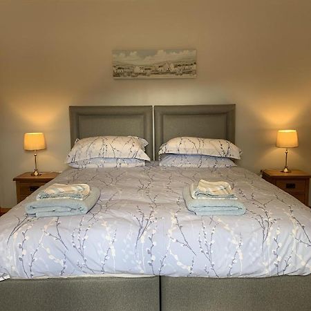 Ploughmans Cottage Форес Екстериор снимка